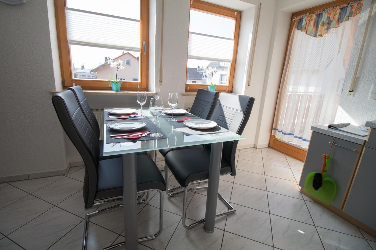 Ferienwohnung Weiher - Naehe Nuernberg / Messe Schwanstetten Exteriör bild